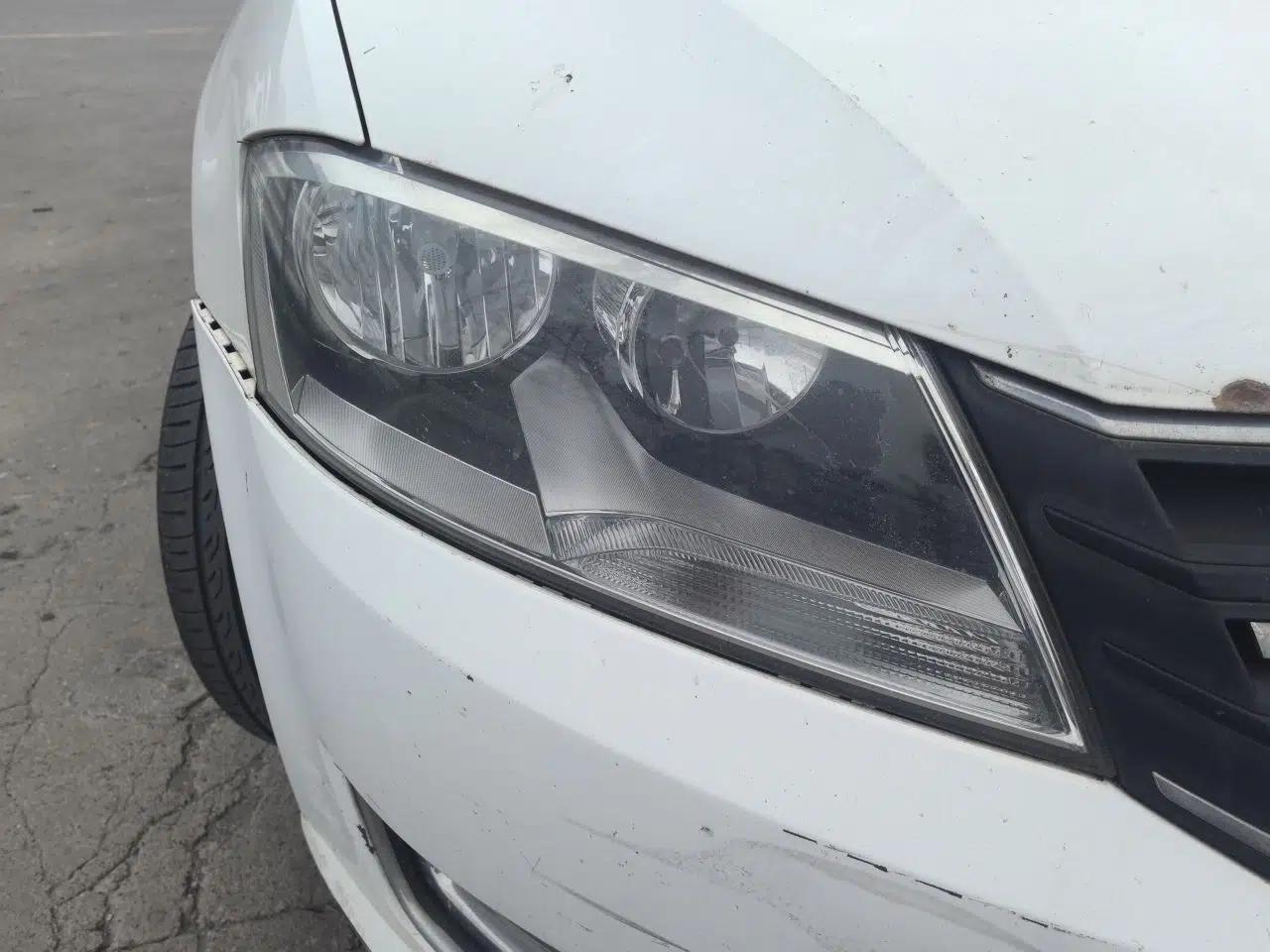 Used Volkswagen Gran Lavida 2013 1.4 TSI Manual Comfort Model — миниатюра 7