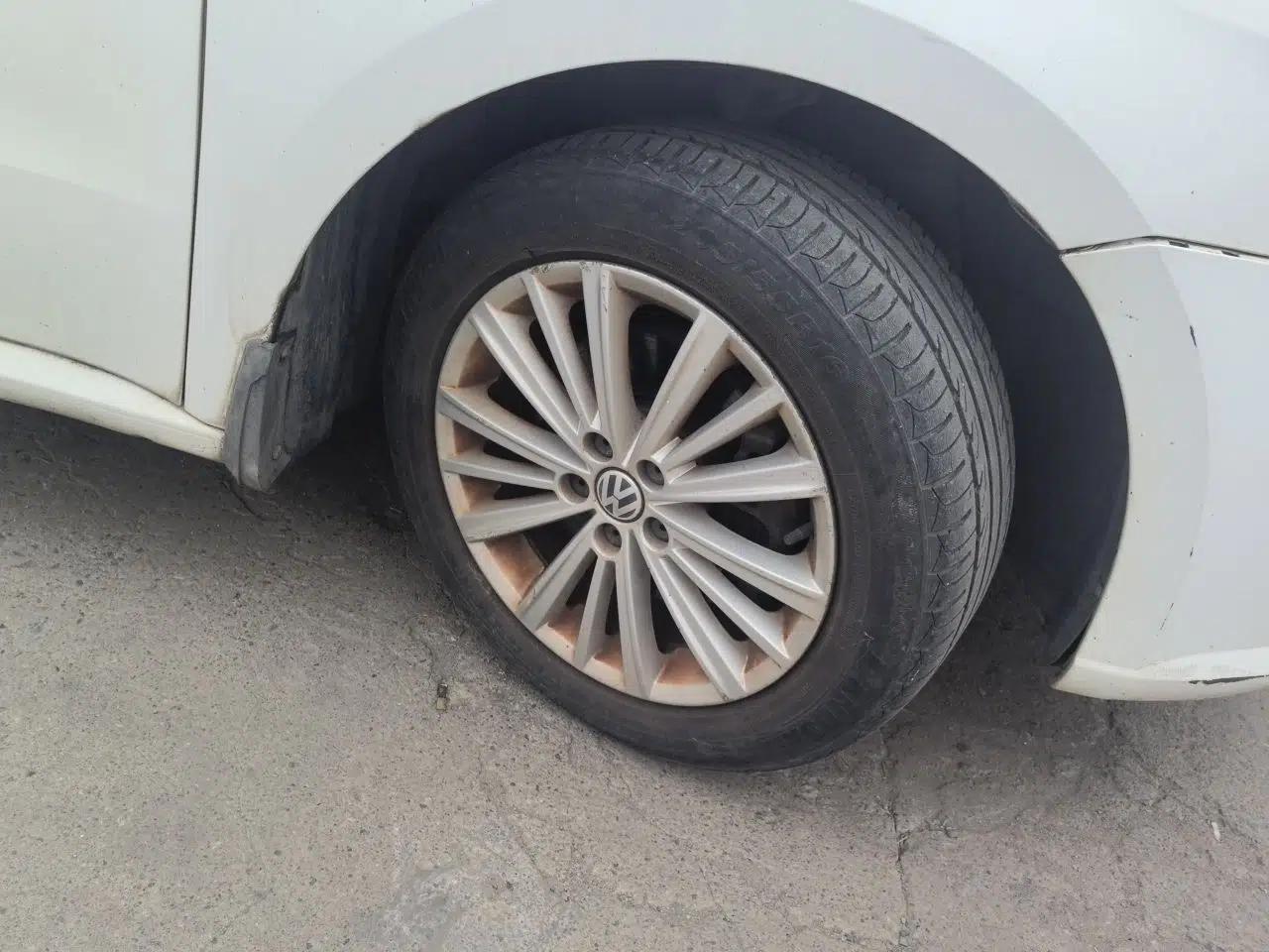 Used Volkswagen Gran Lavida 2013 1.4 TSI Manual Comfort Model — миниатюра 8