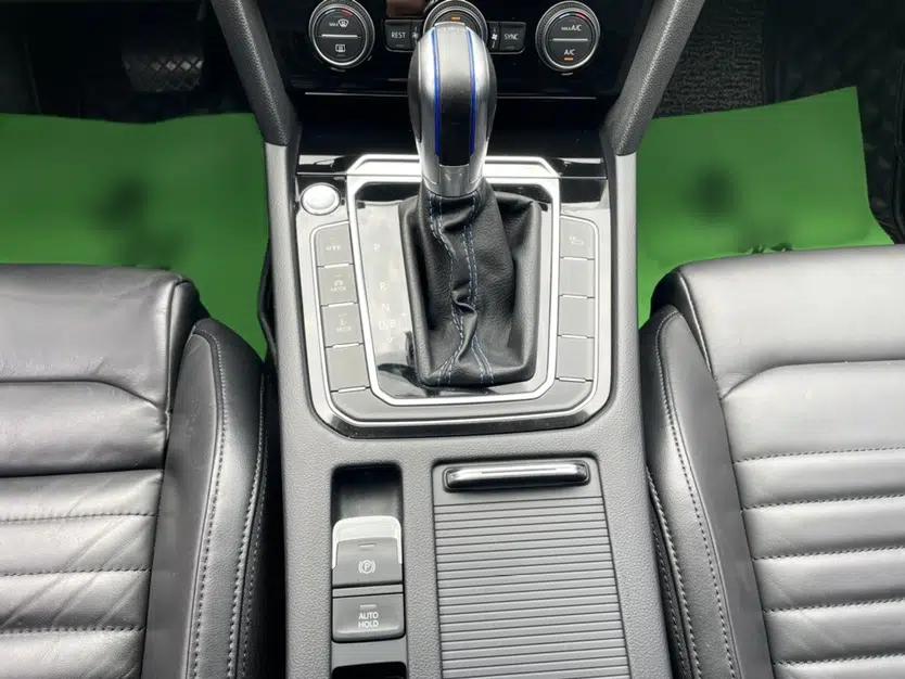 Used Volkswagen Variant New Energy 2019 GTE model — миниатюра 23