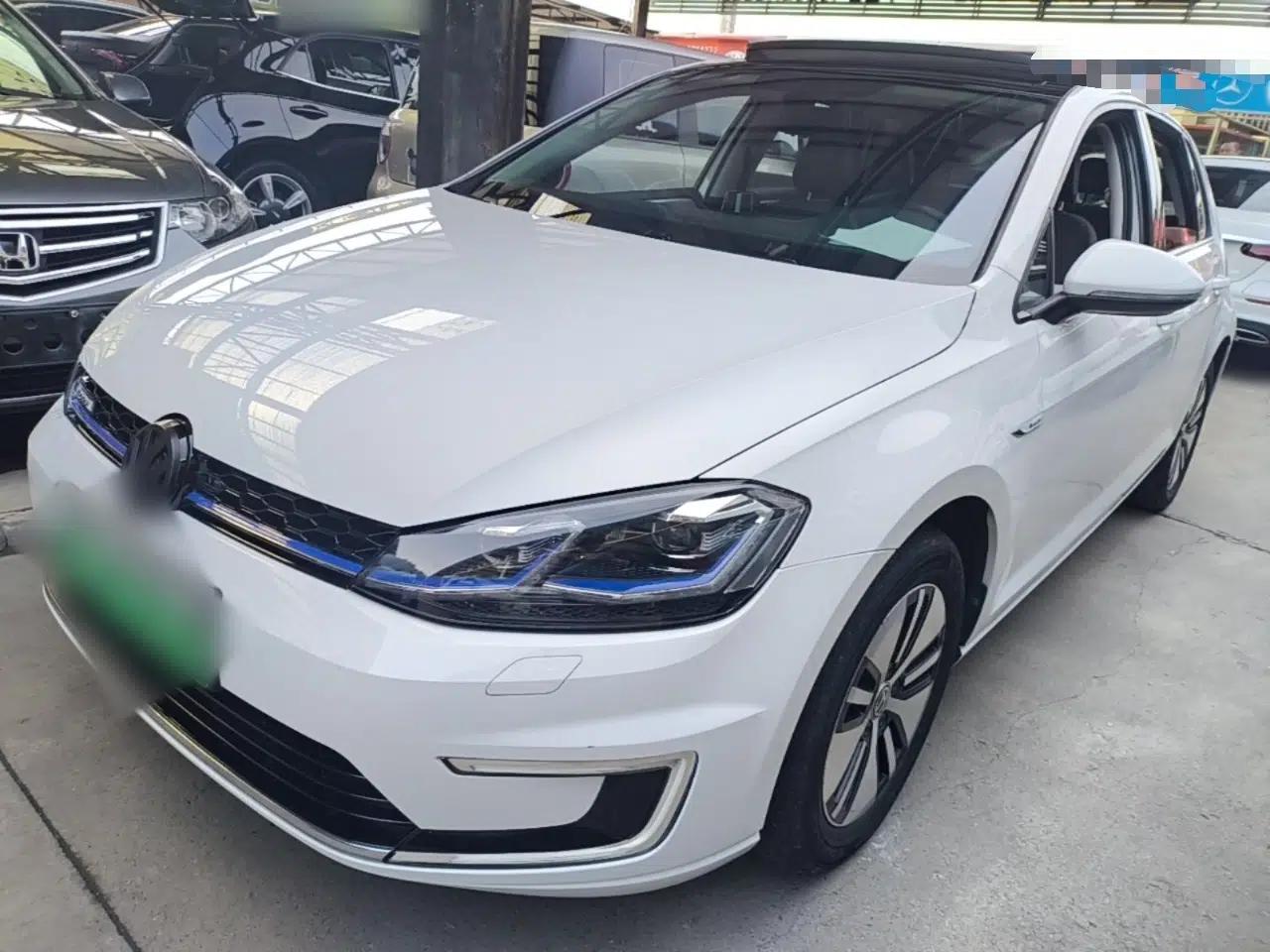 Used Volkswagen Golf Pure Electric 2020 Chari — миниатюра 1