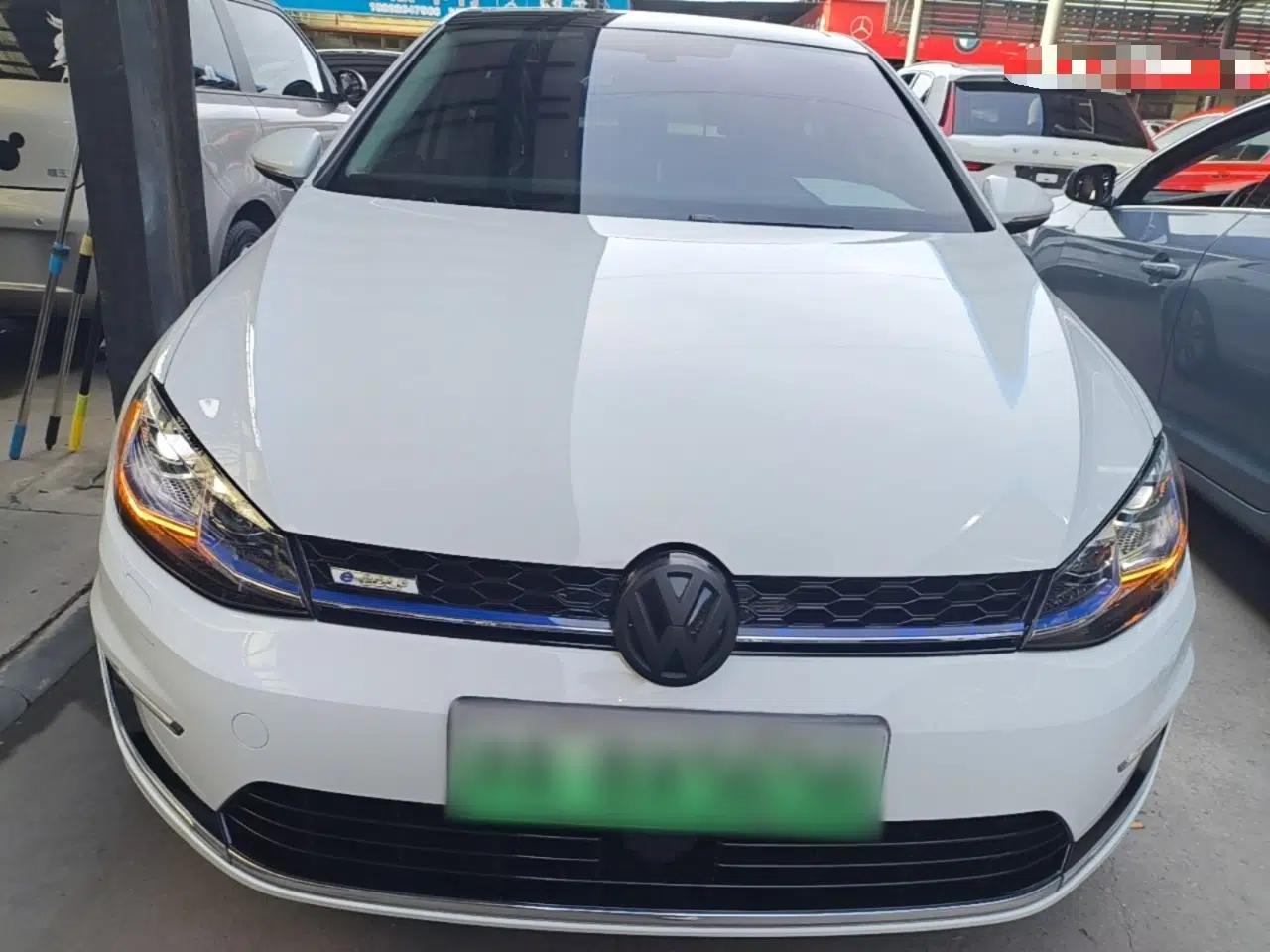 Used Volkswagen Golf Pure Electric 2020 Chari — миниатюра 2