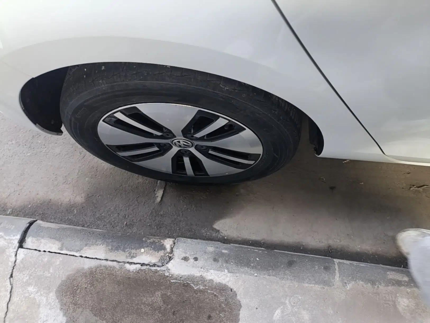 Used Volkswagen Golf Pure Electric 2020 Chari — миниатюра 11