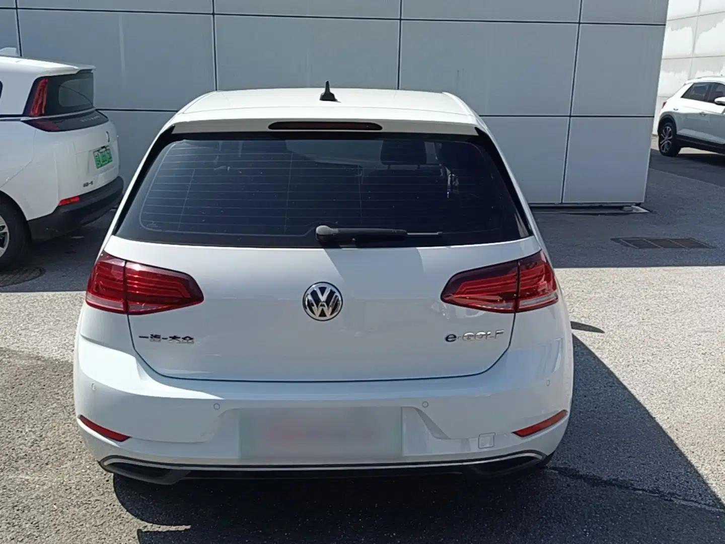 Used Volkswagen Golf Pure Electric 2020 Chari — миниатюра 5