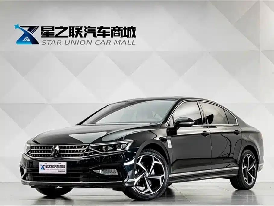 2024 Volkswagen Magotan 330TSI DSG Luxury Edition (2 Million Units Limited Edition) — миниатюра 1