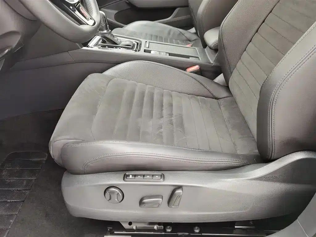 2017 Volkswagen Passat 380TSI DSG Premium — миниатюра 20