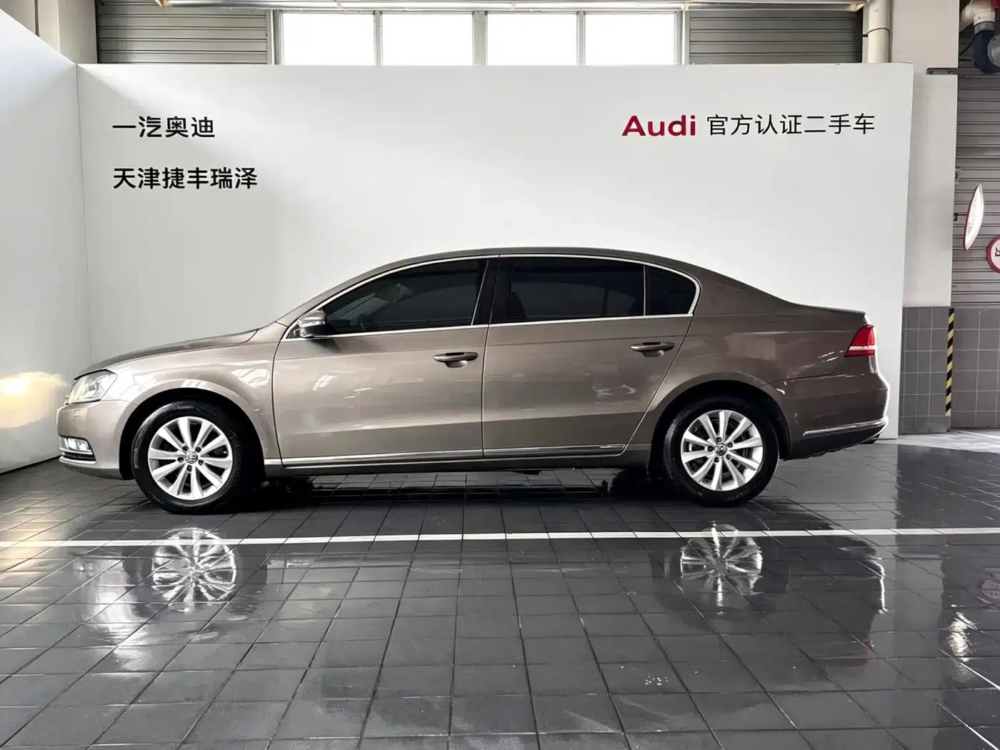 2015 Volkswagen Passat 2.0TSI Luxury — миниатюра 5