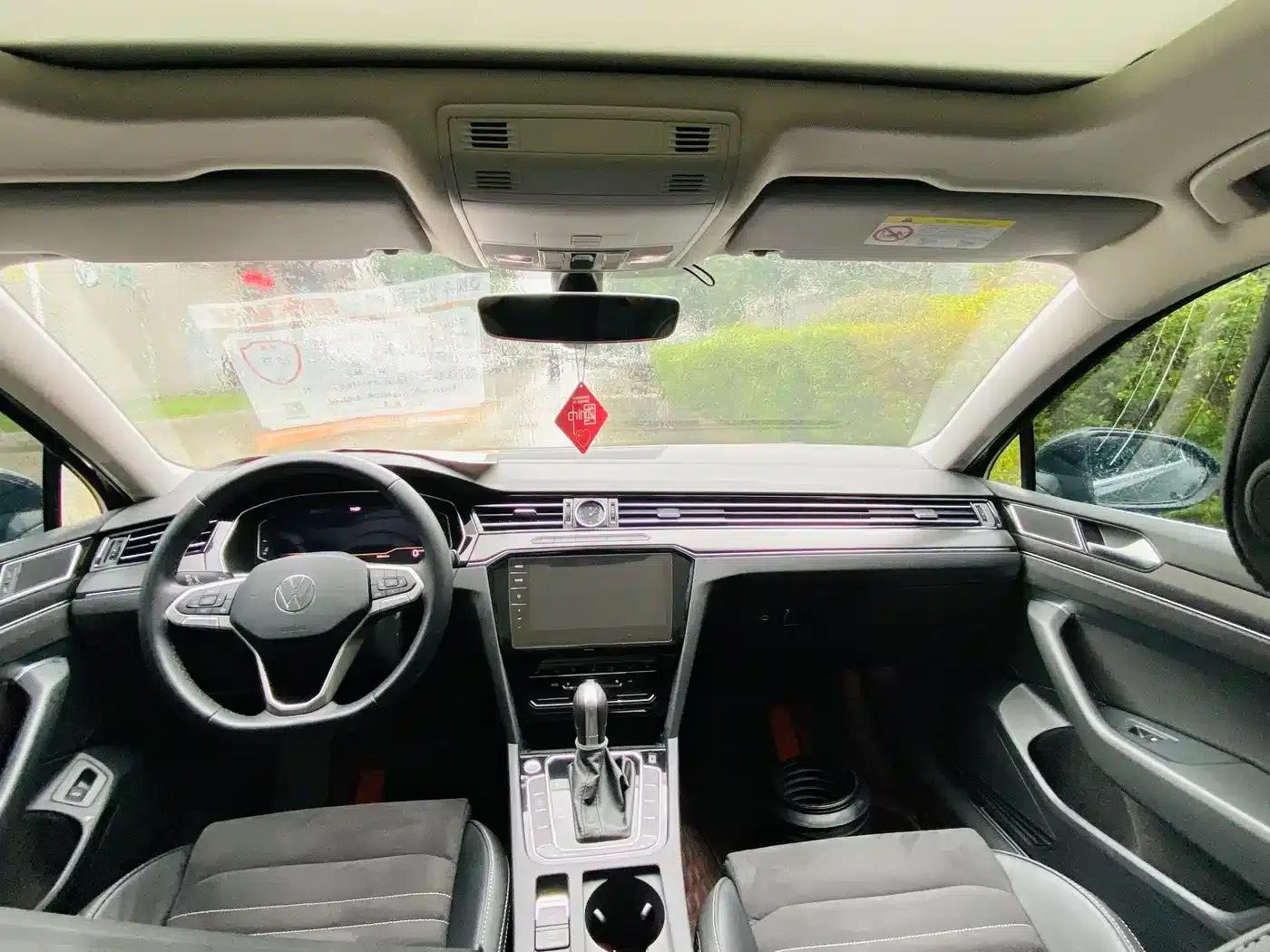 2020 Volkswagen Passat 330TSI DSG Luxury — миниатюра 6
