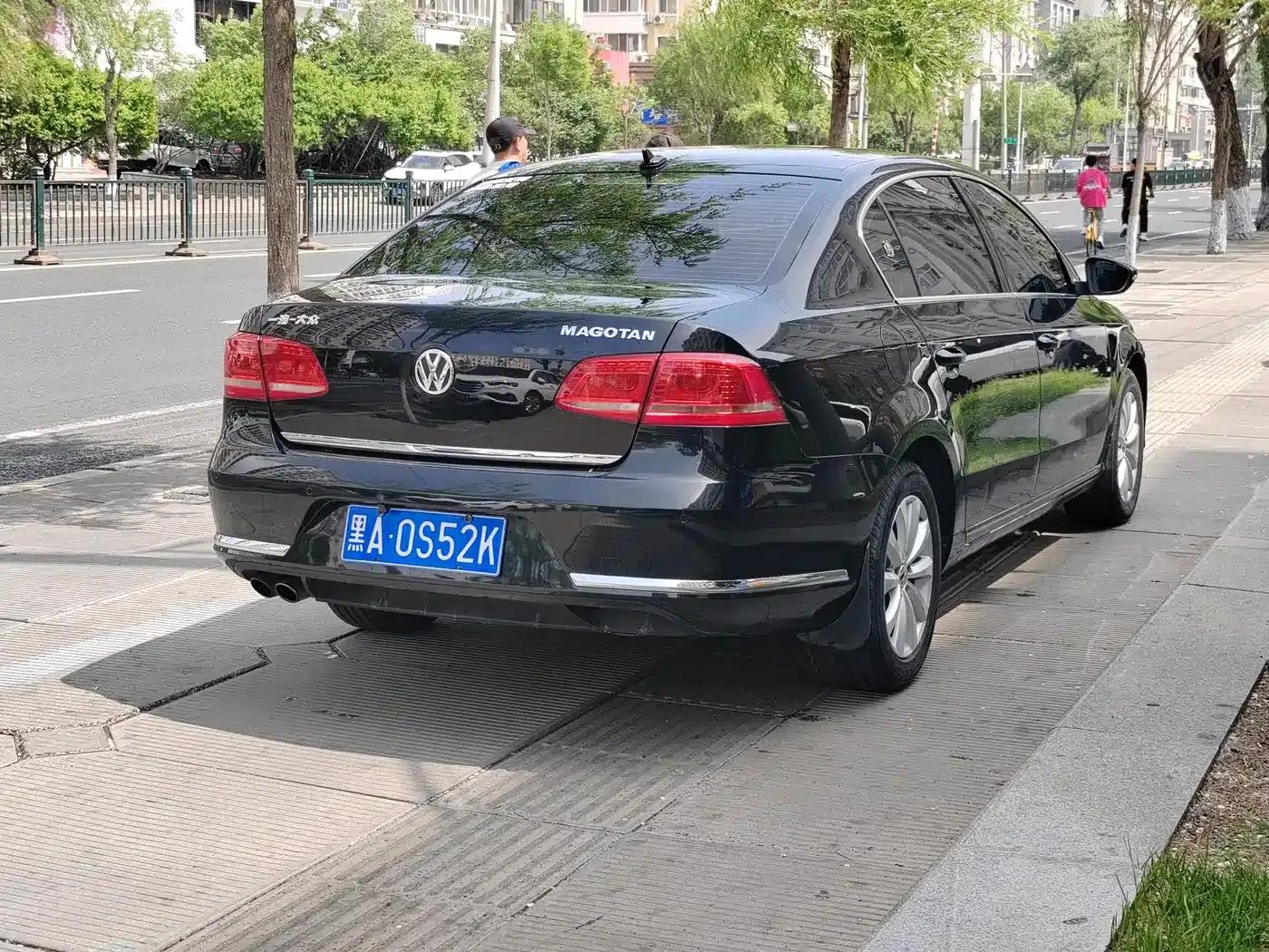 2015 Volkswagen Magotan Facelift 1.8TSI Luxury Model — миниатюра 4