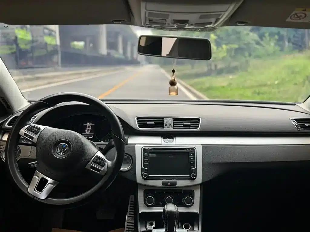2016 Volkswagen Passat 1.8TSI Smart Comfort Edition — миниатюра 5