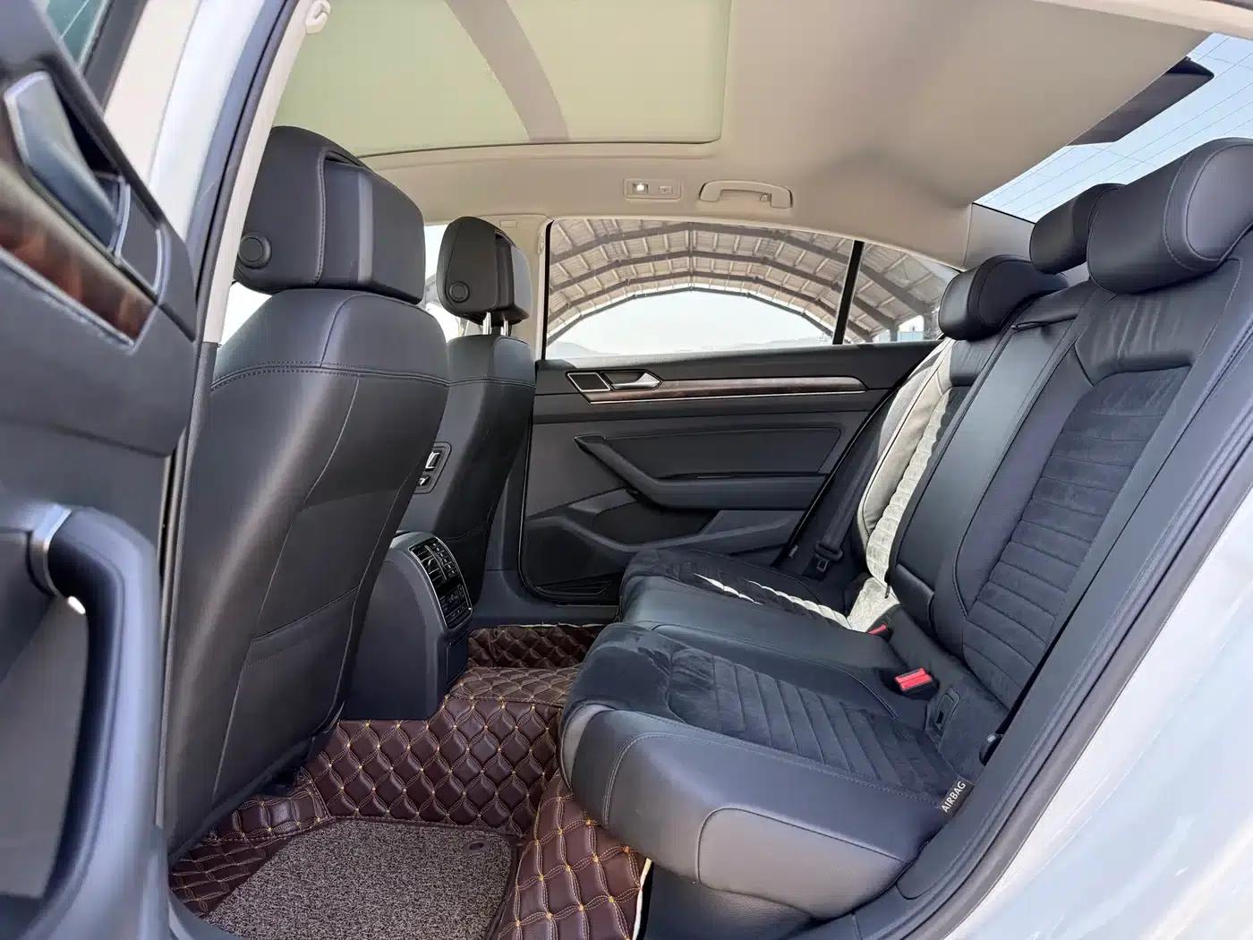 2018 Volkswagen Magotan 330TSI DSG Luxury — миниатюра 25