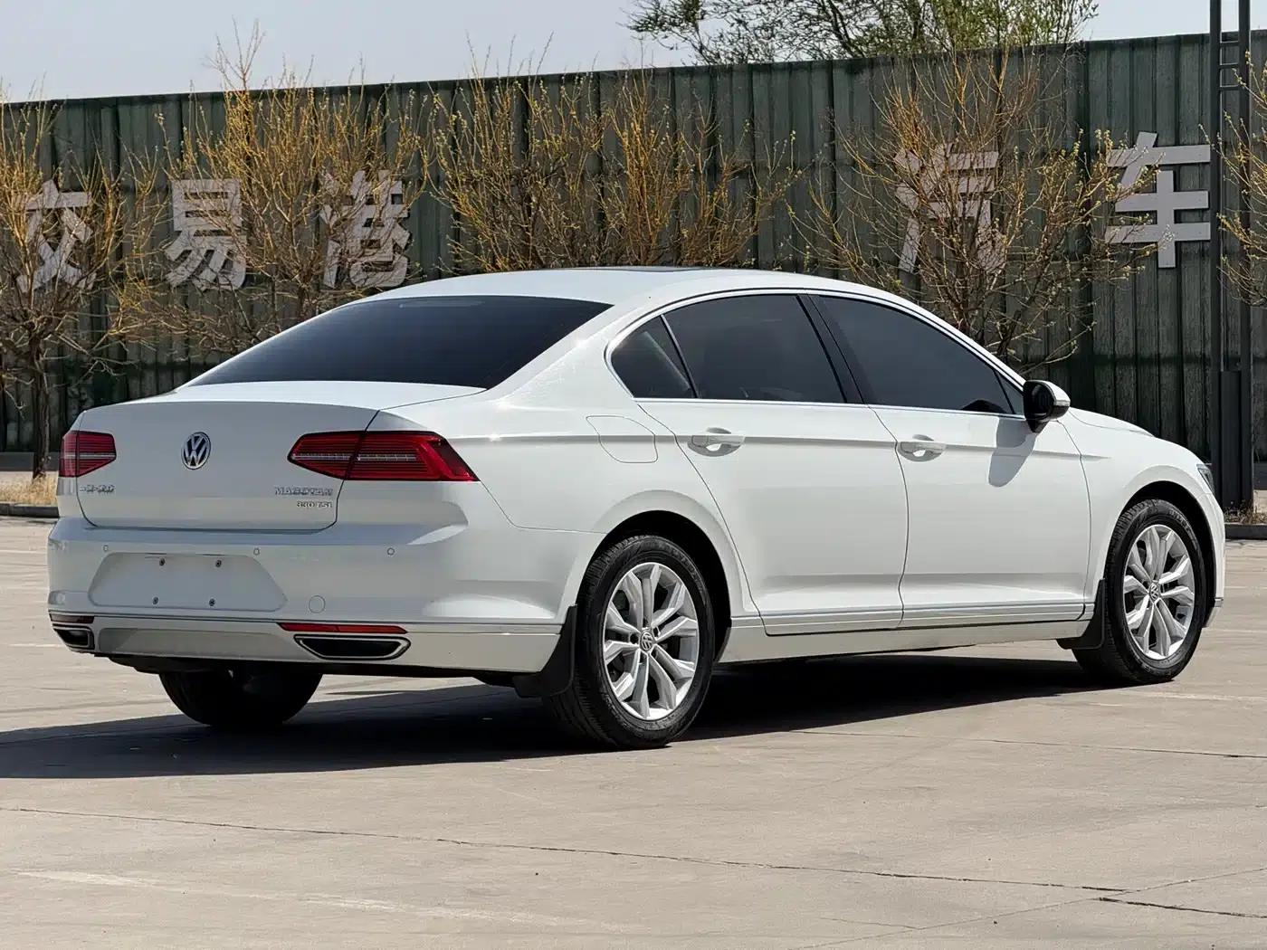 2018 Volkswagen Magotan 330TSI DSG Luxury — миниатюра 7