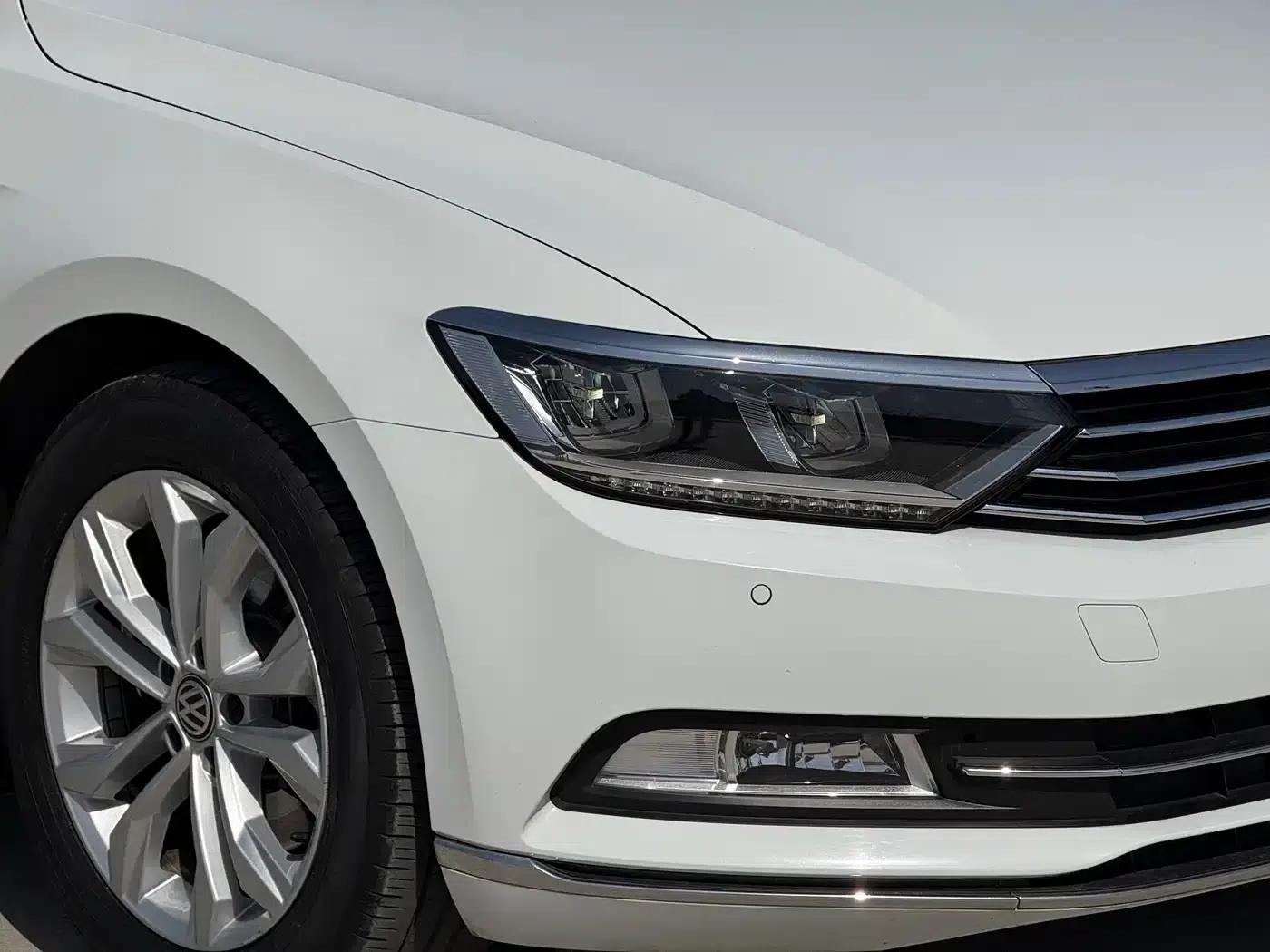 2018 Volkswagen Magotan 330TSI DSG Luxury — миниатюра 9