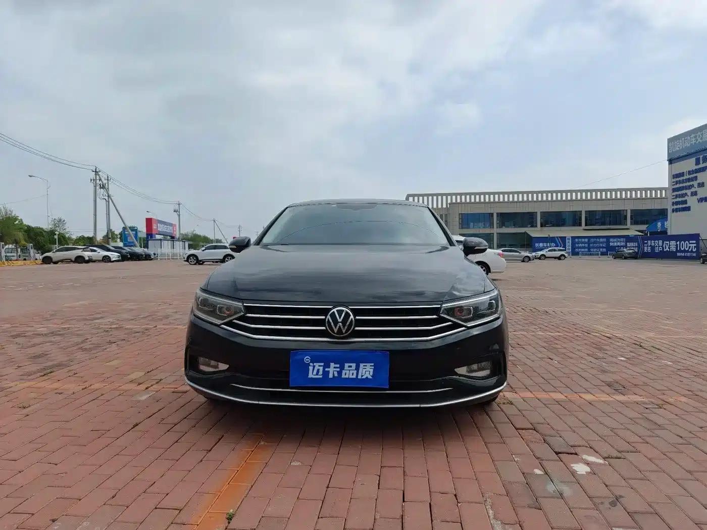 2020 Volkswagen Passat 330TSI DSG Luxury — миниатюра 2