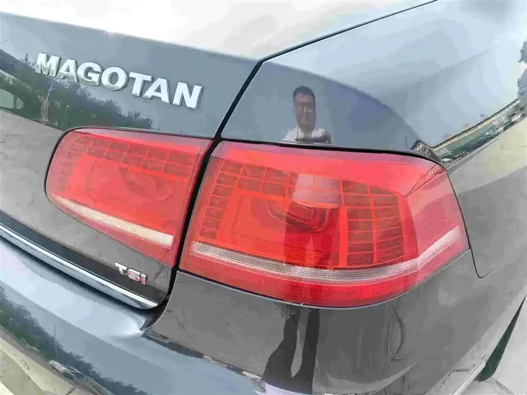 2013 Volkswagen Passat 1.8TSI Luxury — миниатюра 13