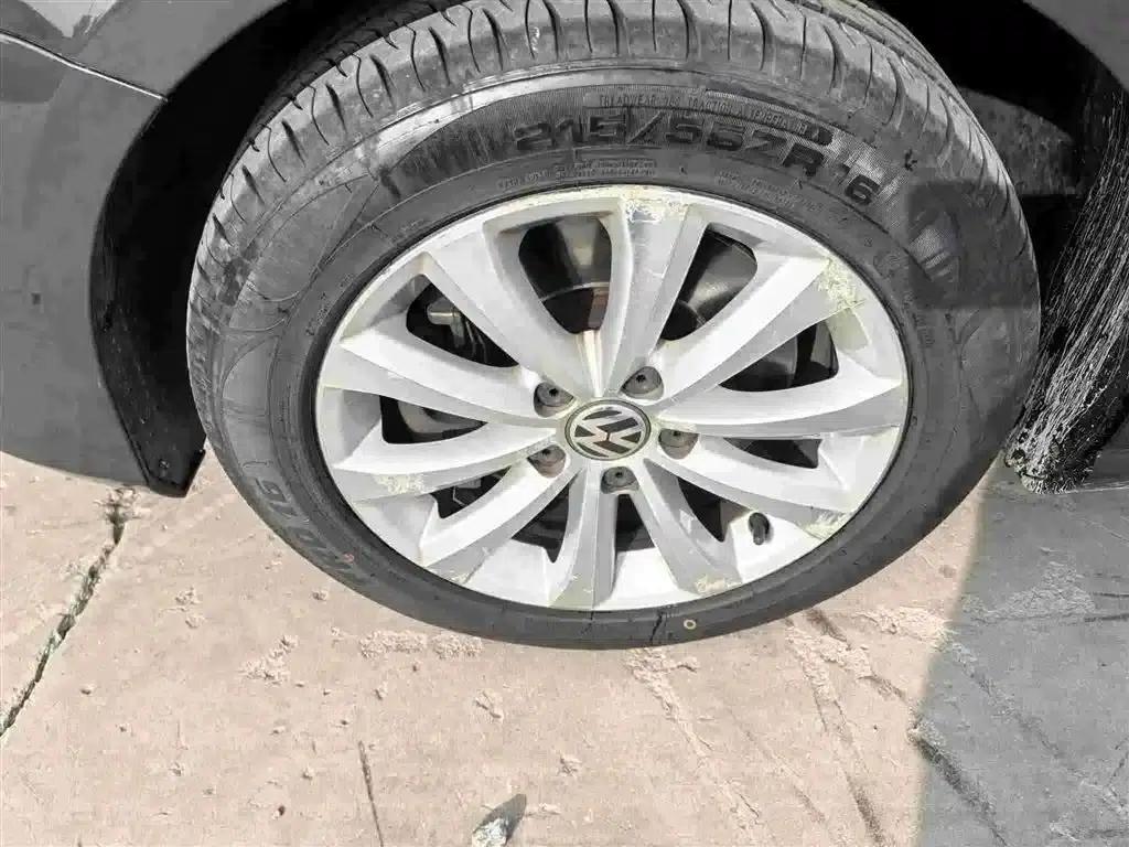 2013 Volkswagen Passat 1.8TSI Luxury — миниатюра 15