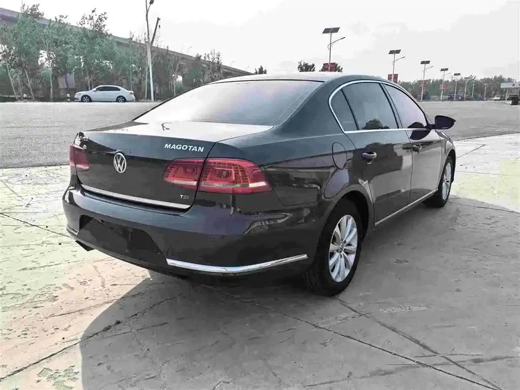 2013 Volkswagen Passat 1.8TSI Luxury — миниатюра 4