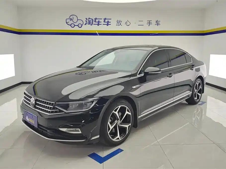 Volkswagen Magotan 2023 2 Millionth Unit Commemorative Edition 330TSI DSG Luxury — миниатюра 1