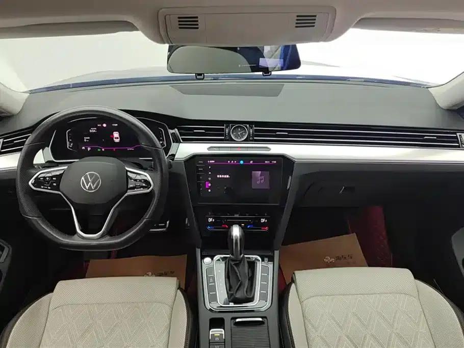 Volkswagen Magotan 2023 2 Millionth Unit Commemorative Edition 330TSI DSG Luxury — миниатюра 12