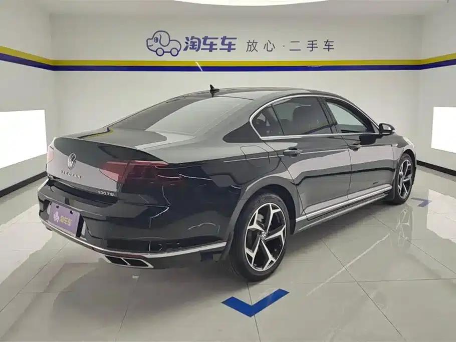 Volkswagen Magotan 2023 2 Millionth Unit Commemorative Edition 330TSI DSG Luxury — миниатюра 3