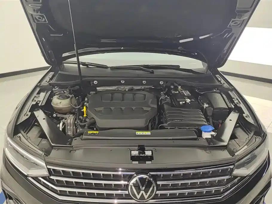 Volkswagen Magotan 2023 2 Millionth Unit Commemorative Edition 330TSI DSG Luxury — миниатюра 10