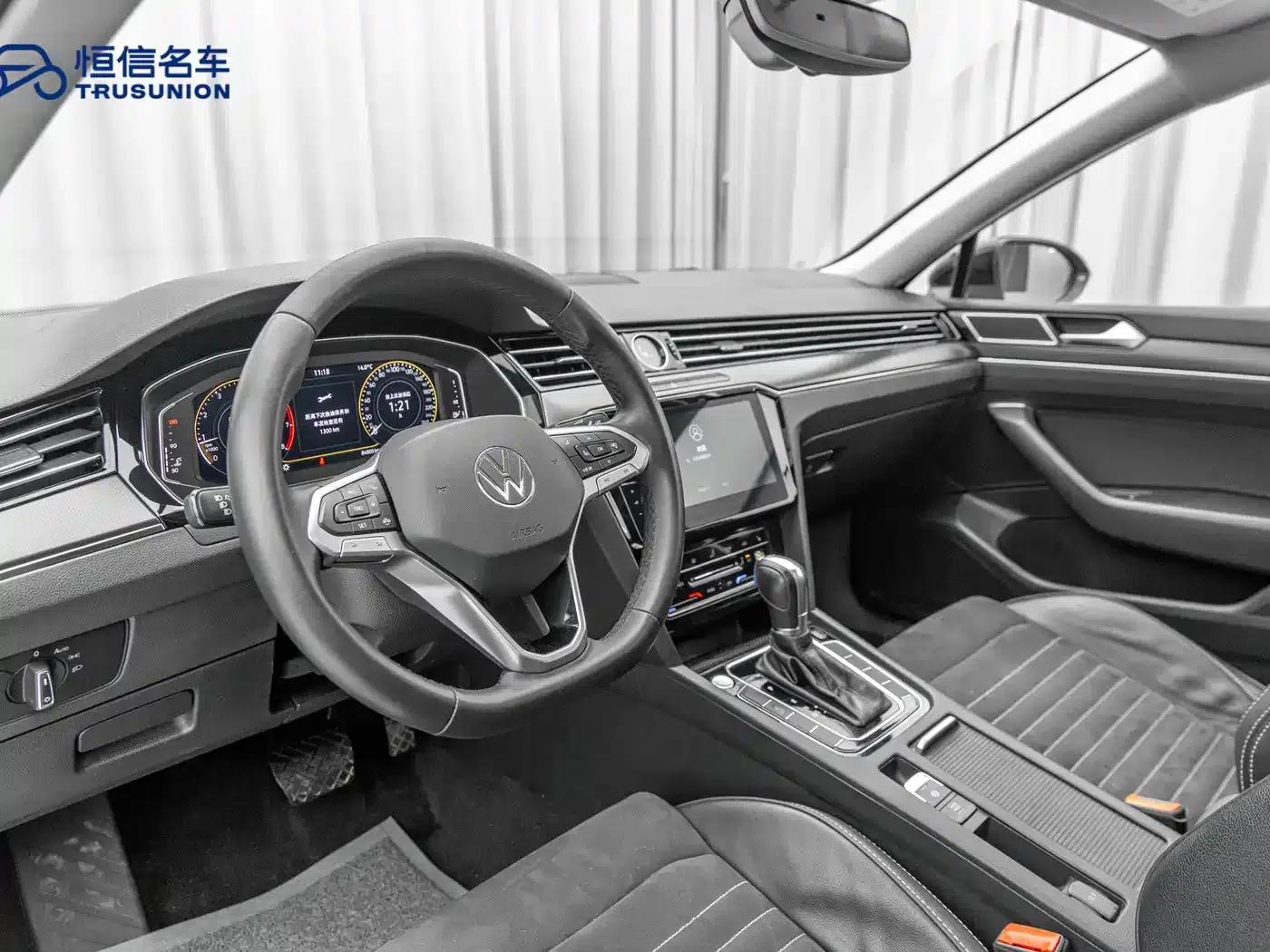 2020 Volkswagen Passat 330TSI DSG Luxury — миниатюра 11