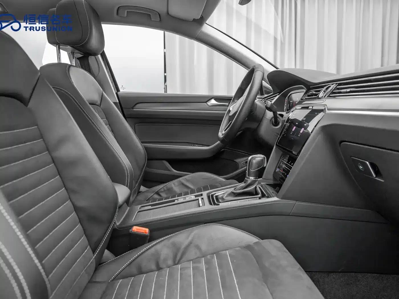 2020 Volkswagen Passat 330TSI DSG Luxury — миниатюра 14