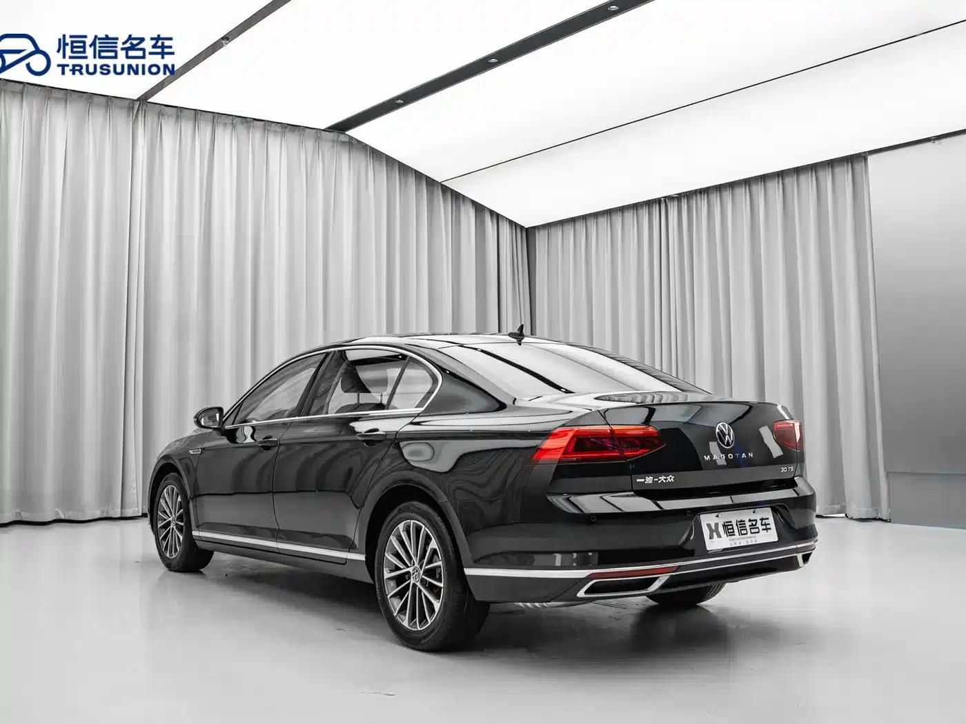 2020 Volkswagen Passat 330TSI DSG Luxury — миниатюра 6