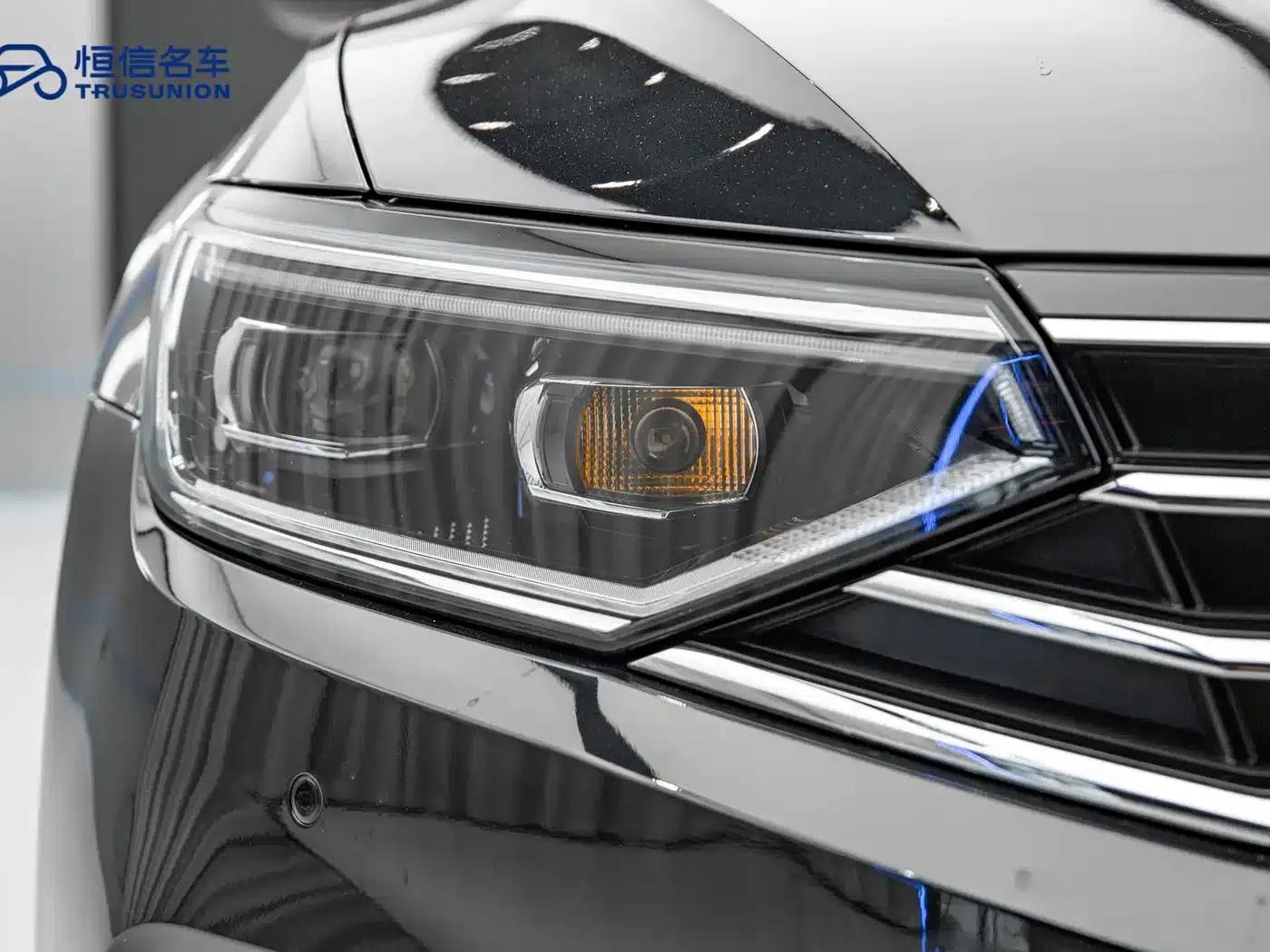 2020 Volkswagen Passat 330TSI DSG Luxury — миниатюра 10