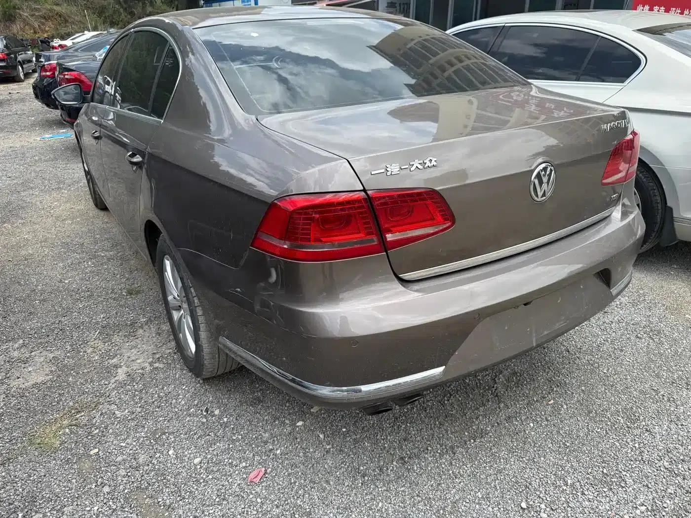 2015 Volkswagen Passat 1.8TSI Leading Edition — миниатюра 7