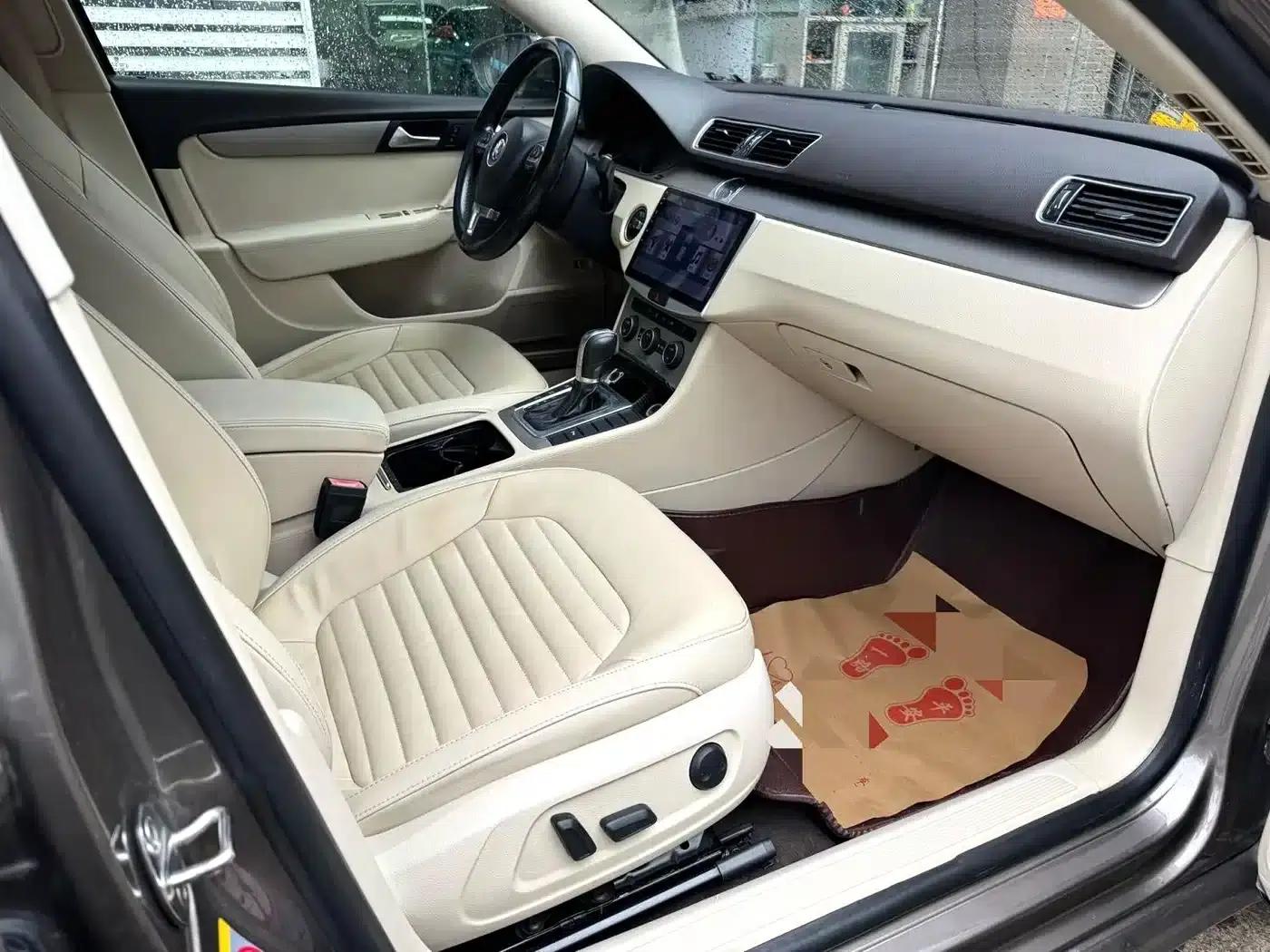 2015 Volkswagen Passat 1.8TSI Leading Edition — миниатюра 15
