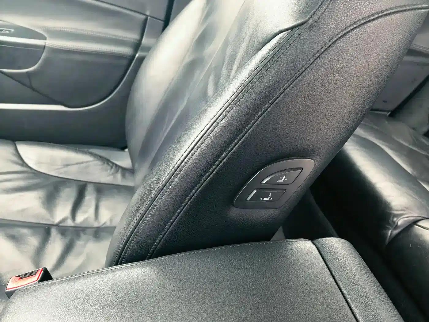 2009 Volkswagen Passat 1.8TSI DSG Luxury — миниатюра 13