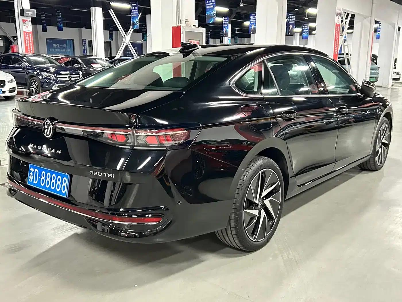 2024 Volkswagen Magotan 380TSI DSG Supreme Edition — миниатюра 19