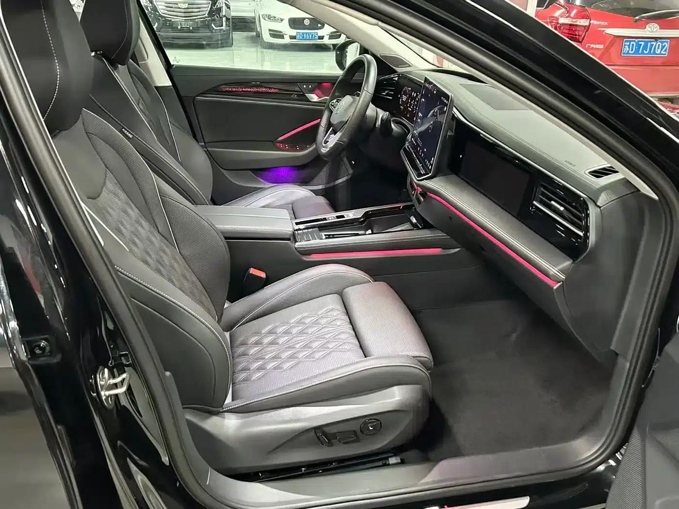 2024 Volkswagen Magotan 380TSI DSG Supreme Edition — миниатюра 5