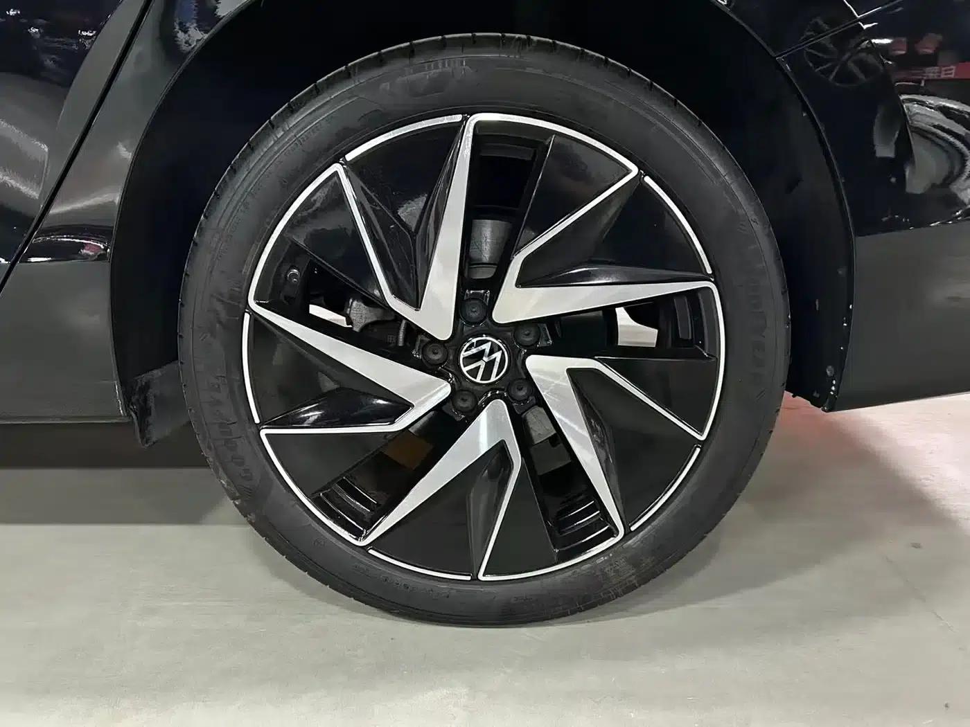 2024 Volkswagen Magotan 380TSI DSG Supreme Edition — миниатюра 10