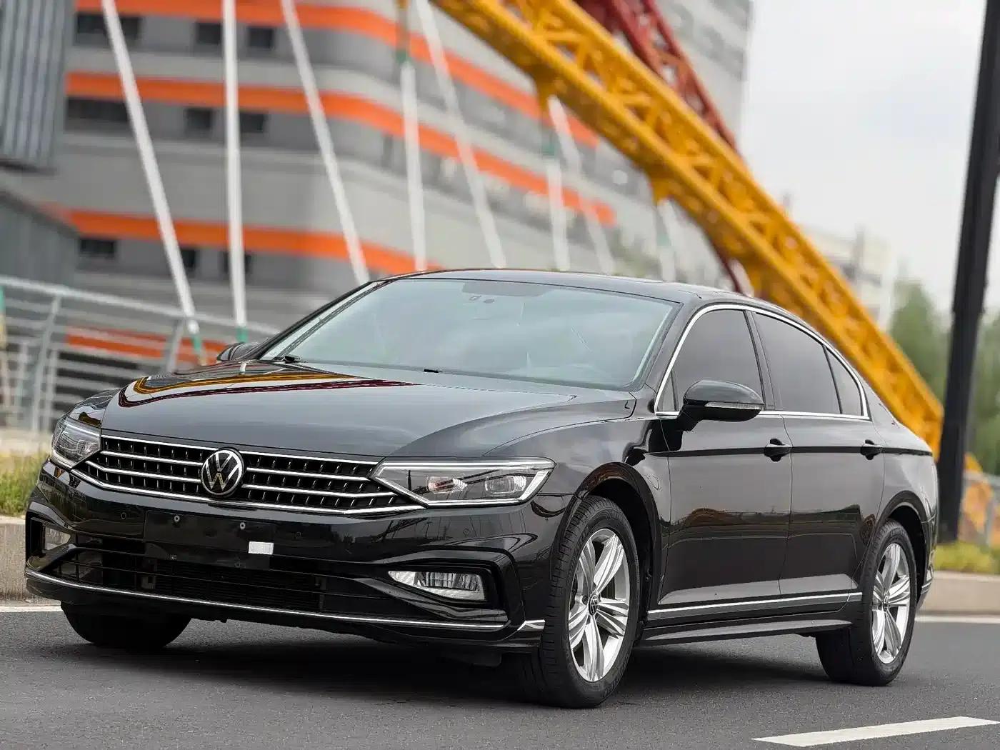 Volkswagen Magotan 2023 2 Millionth Unit Commemorative Edition 280TSI DSG Comfort Model — миниатюра 1