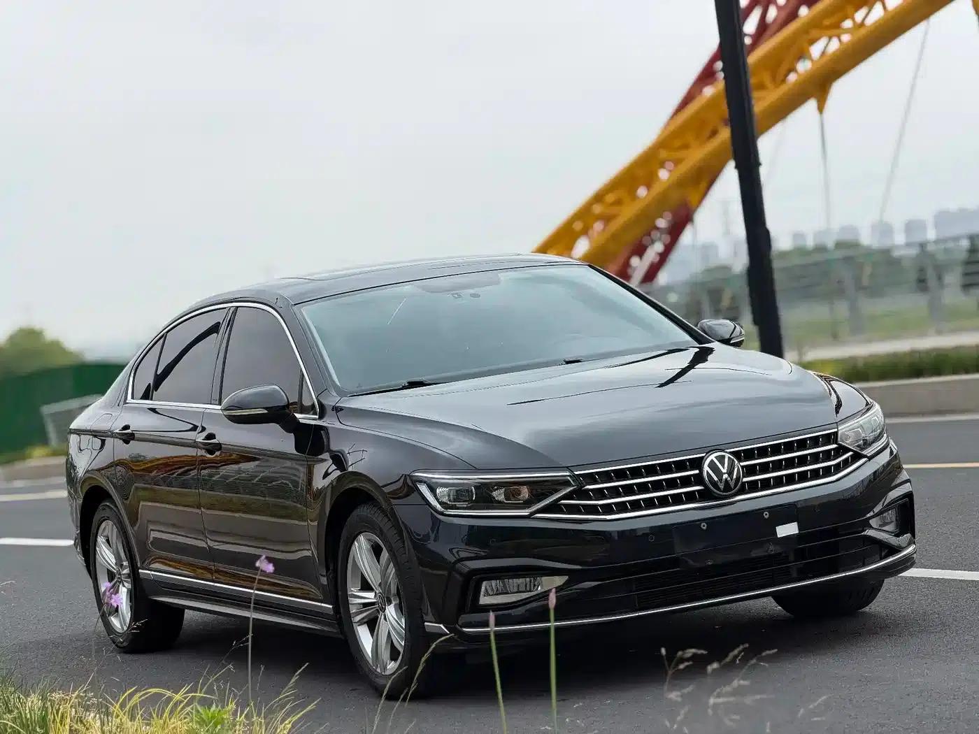 Volkswagen Magotan 2023 2 Millionth Unit Commemorative Edition 280TSI DSG Comfort Model — миниатюра 2