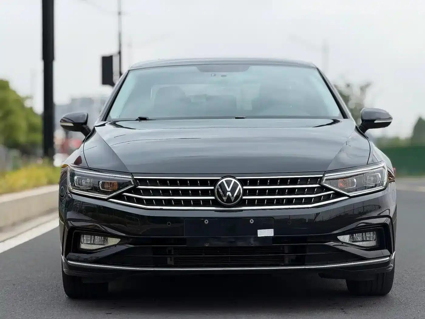 Volkswagen Magotan 2023 2 Millionth Unit Commemorative Edition 280TSI DSG Comfort Model — миниатюра 3