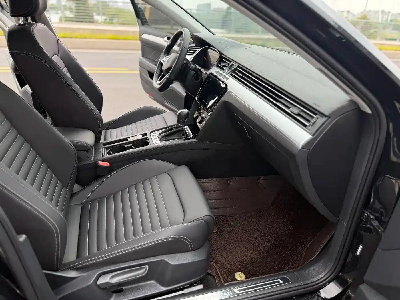 Volkswagen Magotan 2023 2 Millionth Unit Commemorative Edition 280TSI DSG Comfort Model — миниатюра 7