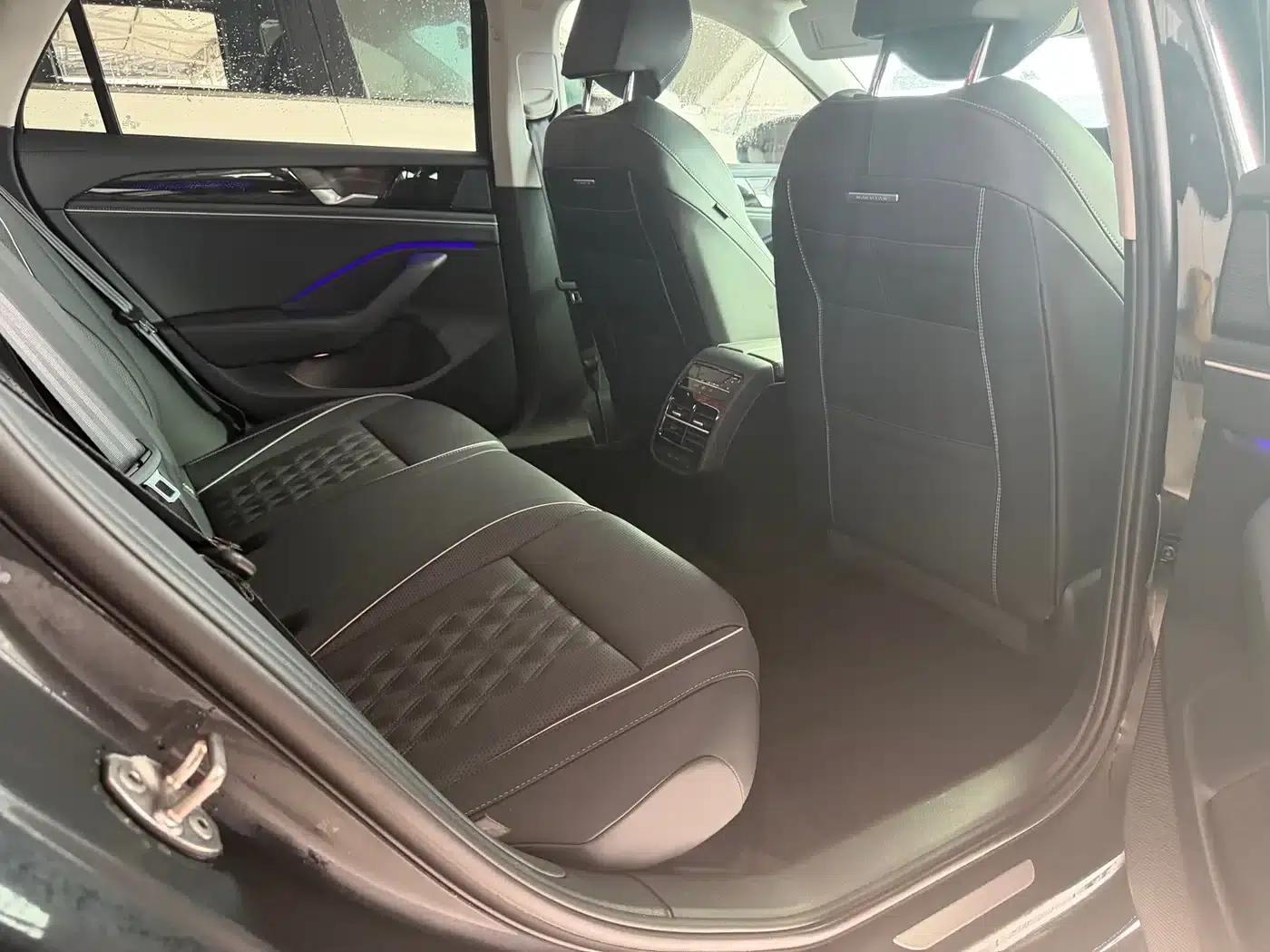 2024 Volkswagen Passat 380TSI DSG Premium Edition with Magotan Package — миниатюра 10