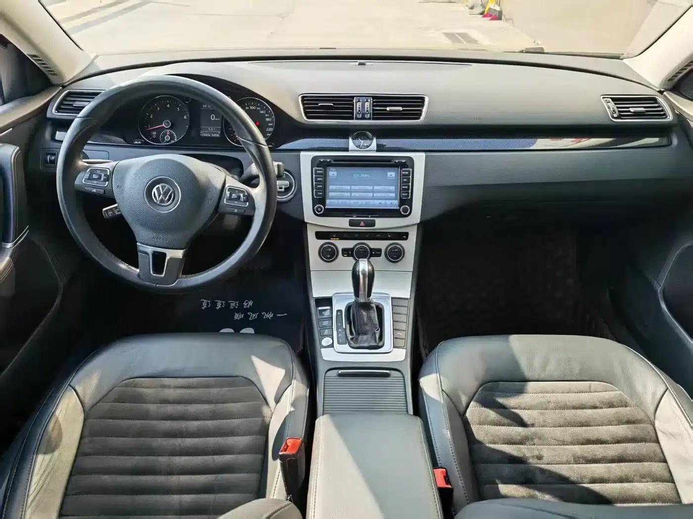 2015 Volkswagen Passat Facelift 2.0TSI Luxury Model — миниатюра 4