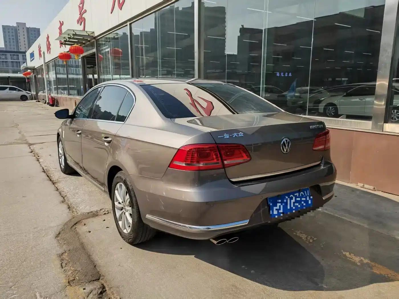 2015 Volkswagen Passat Facelift 2.0TSI Luxury Model — миниатюра 8