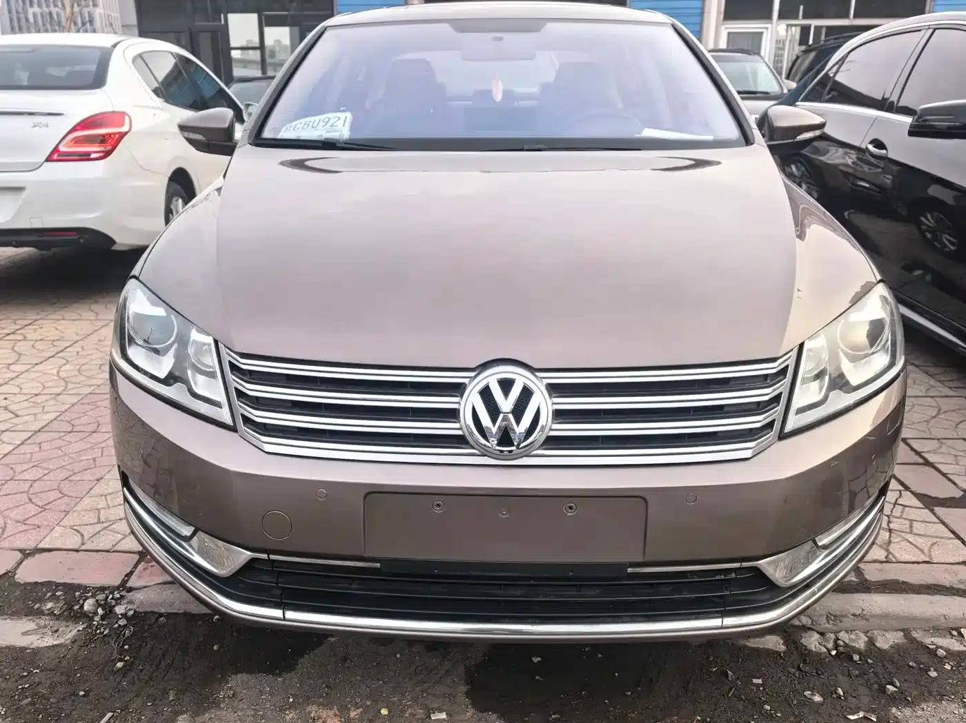 2015 Volkswagen Magotan Facelift 1.8TSI Luxury Model — миниатюра 2