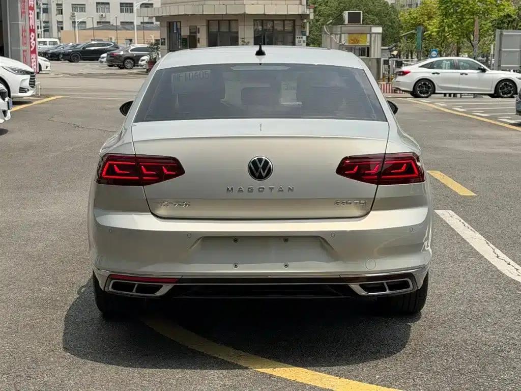 Volkswagen Magotan 2023 2 Millionth Unit Commemorative Edition 330TSI DSG Luxury — миниатюра 10