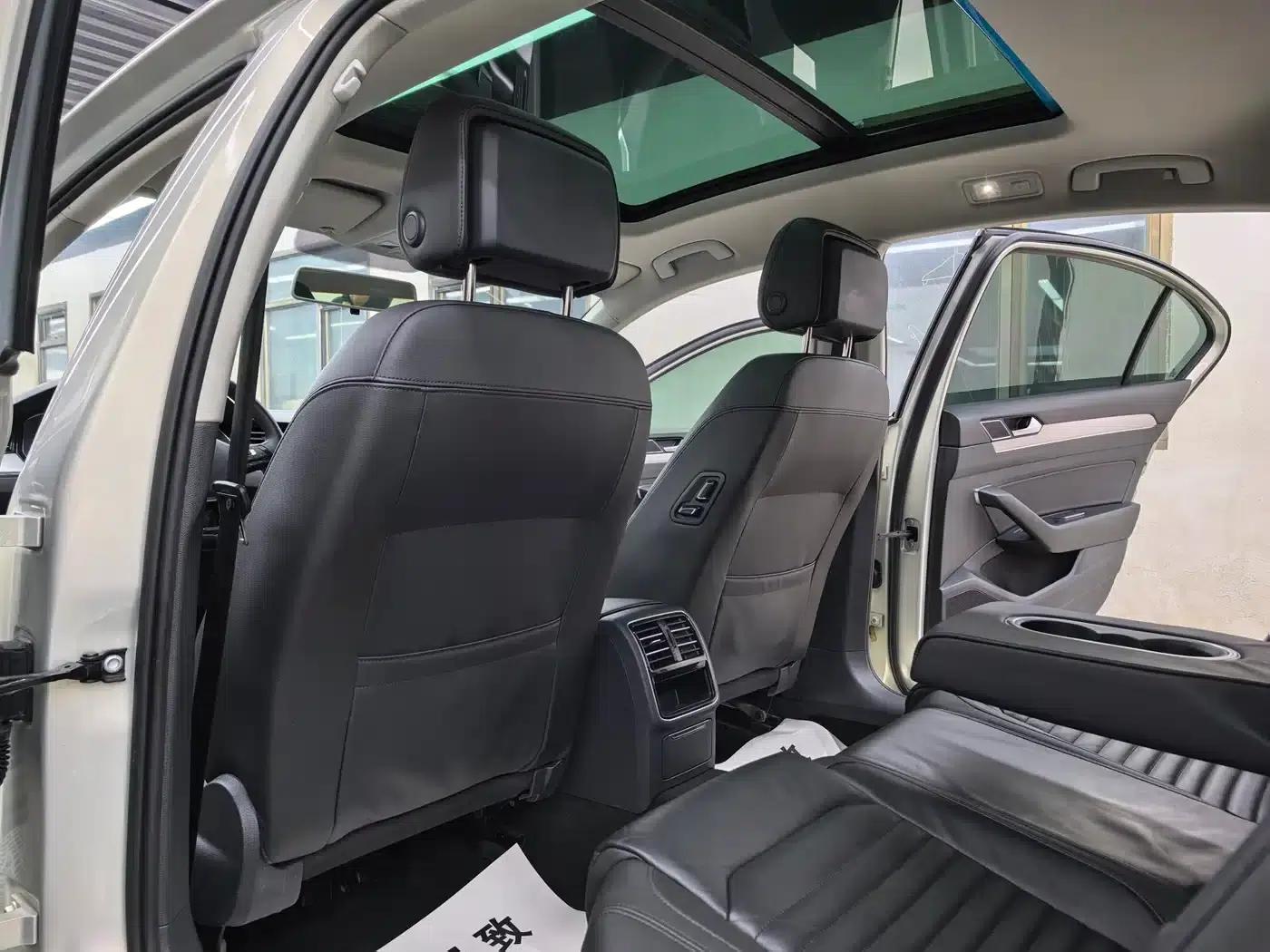 2017 Volkswagen Magotan 330TSI DSG Leading Edition — миниатюра 11