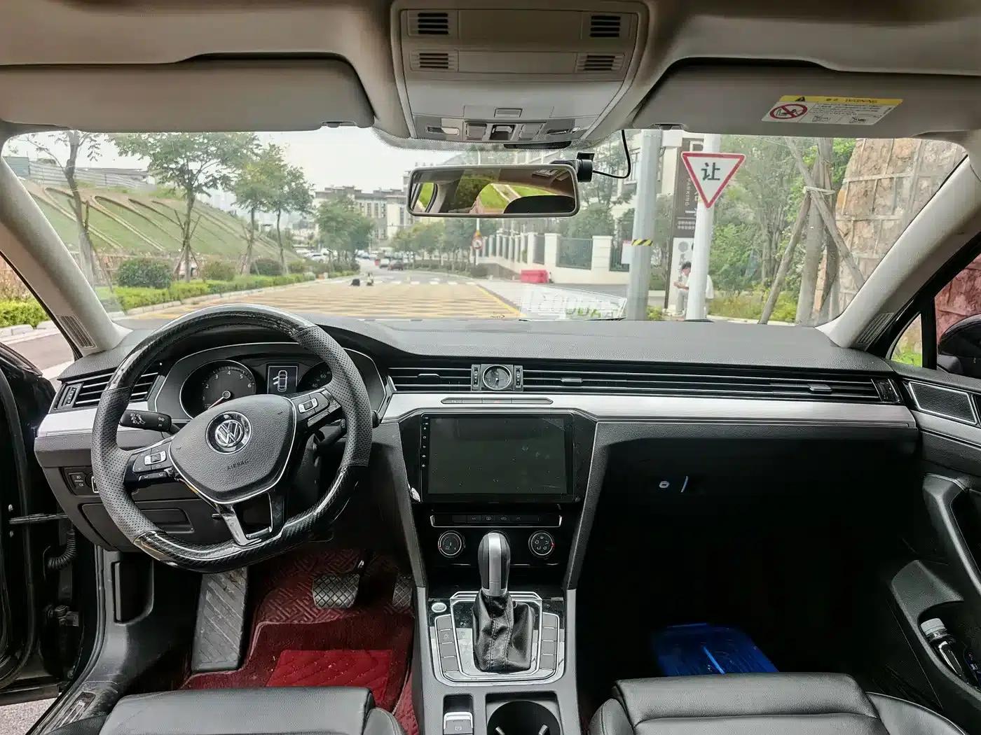 2019 Volkswagen Magotan 330TSI DSG Leading Edition (China VI Emission Standard) — миниатюра 9