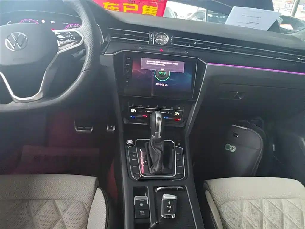 Volkswagen Magotan 2023 2 Millionth Unit Commemorative Edition 330TSI DSG Luxury — миниатюра 13