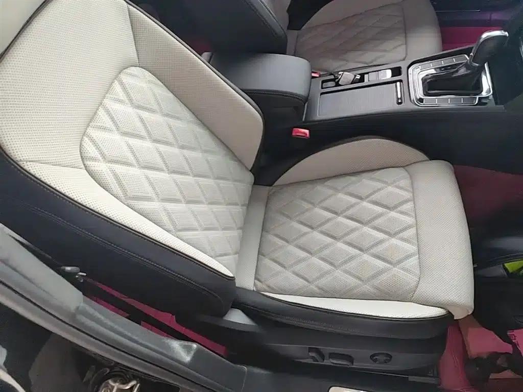 Volkswagen Magotan 2023 2 Millionth Unit Commemorative Edition 330TSI DSG Luxury — миниатюра 25