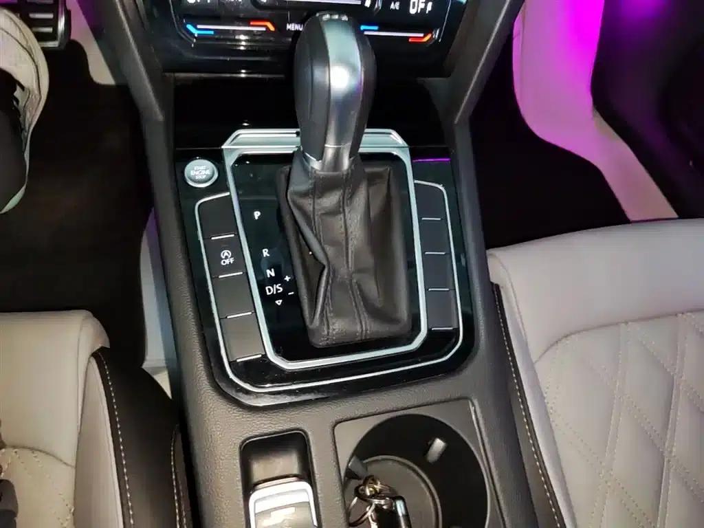 Magotan 2023 2 Millionth Unit Commemorative Edition 280TSI DSG Leading Model — миниатюра 14