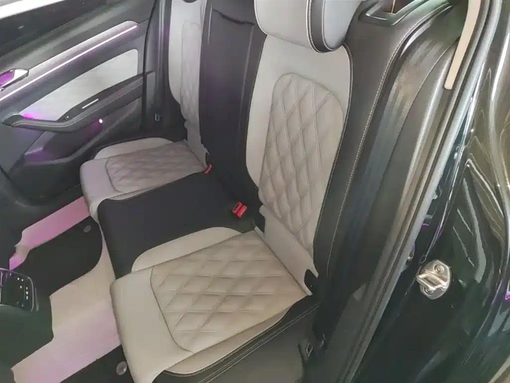 Magotan 2023 2 Millionth Unit Commemorative Edition 280TSI DSG Leading Model — миниатюра 17