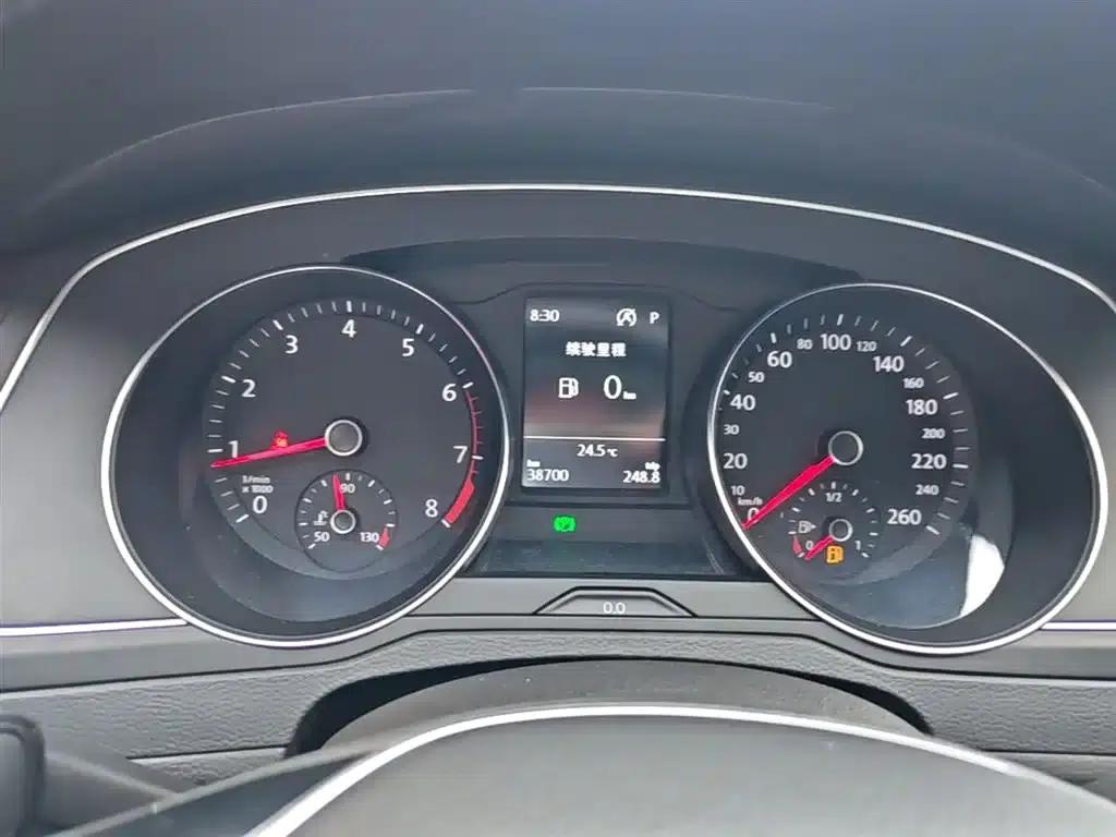2019 Volkswagen Magotan 280TSI DSG Comfort Model (China VI Emission Standard) — миниатюра 12